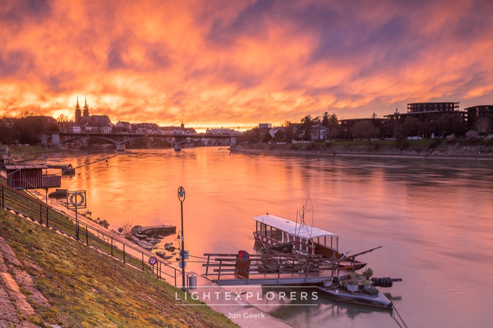 St. Alban-Tor Basel bei Nacht — Fotoworkshop Langzeitbelichtung